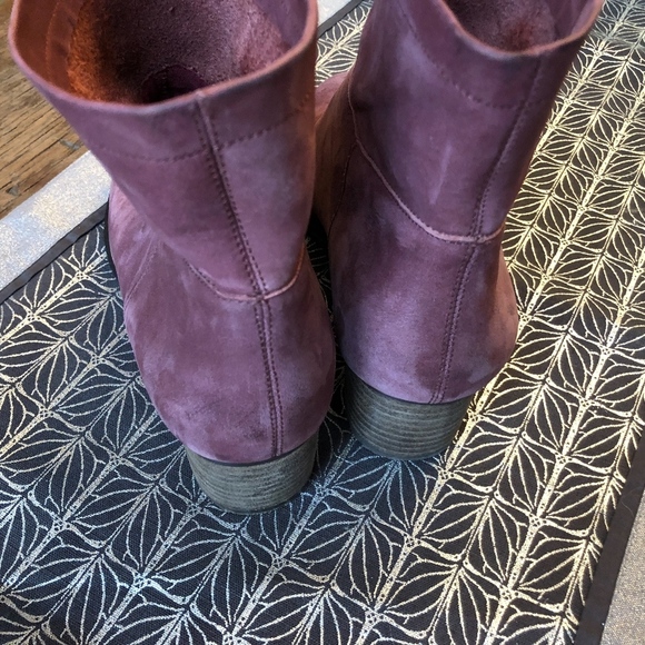 J. Jill Mauve Suede Boots Size 6.5 - Picture 7 of 7